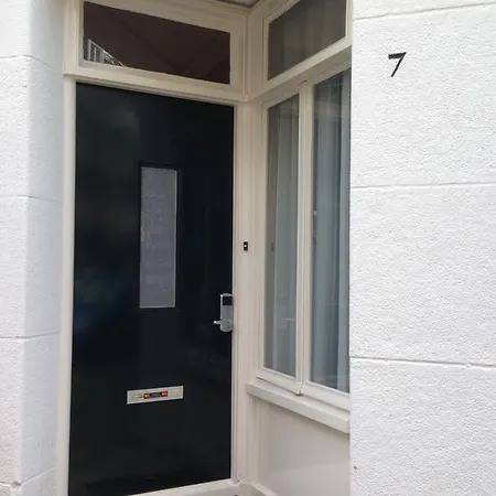 House No 7 Bed & Breakfast 4*