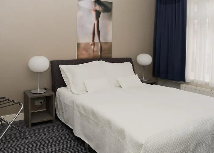 Bed & Breakfast House No 7 4*