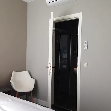 House No 7 לינה וארוחת בוקר אמסטרדם