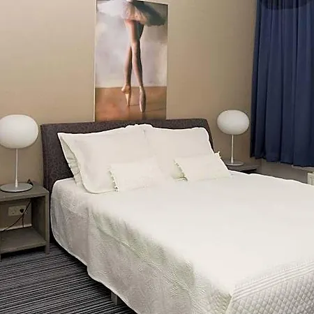 Bed & Breakfast House No 7 4*