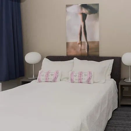 Bed & Breakfast House No 7