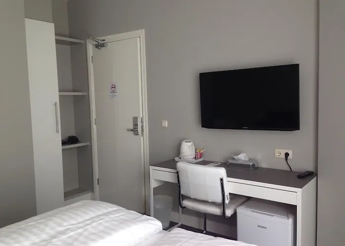 House No 7 לינה וארוחת בוקר