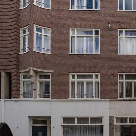 Bed and Breakfast House No 7