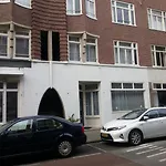 לינה וארוחת בוקר House No 7 4*