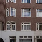 לינה וארוחת בוקר House No 7